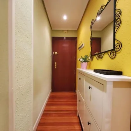 De Dos En Apartamento *