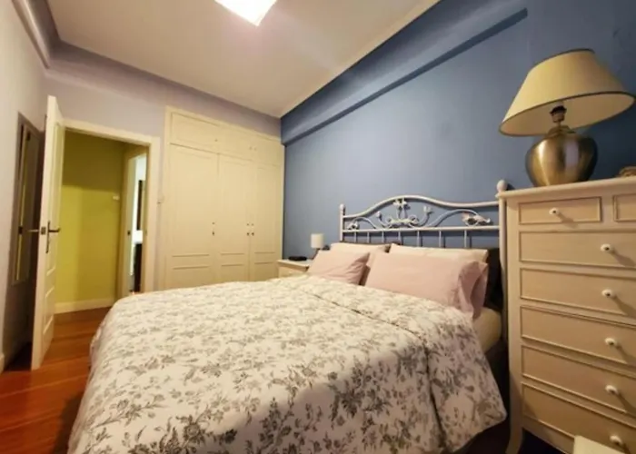 De Dos En Apartamento *